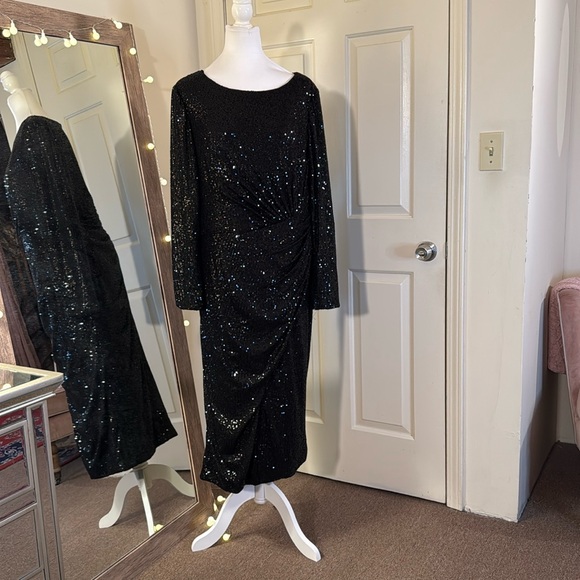 MAC DUGGALBlack Long Sleeve Sequin Gathered Waist Dress